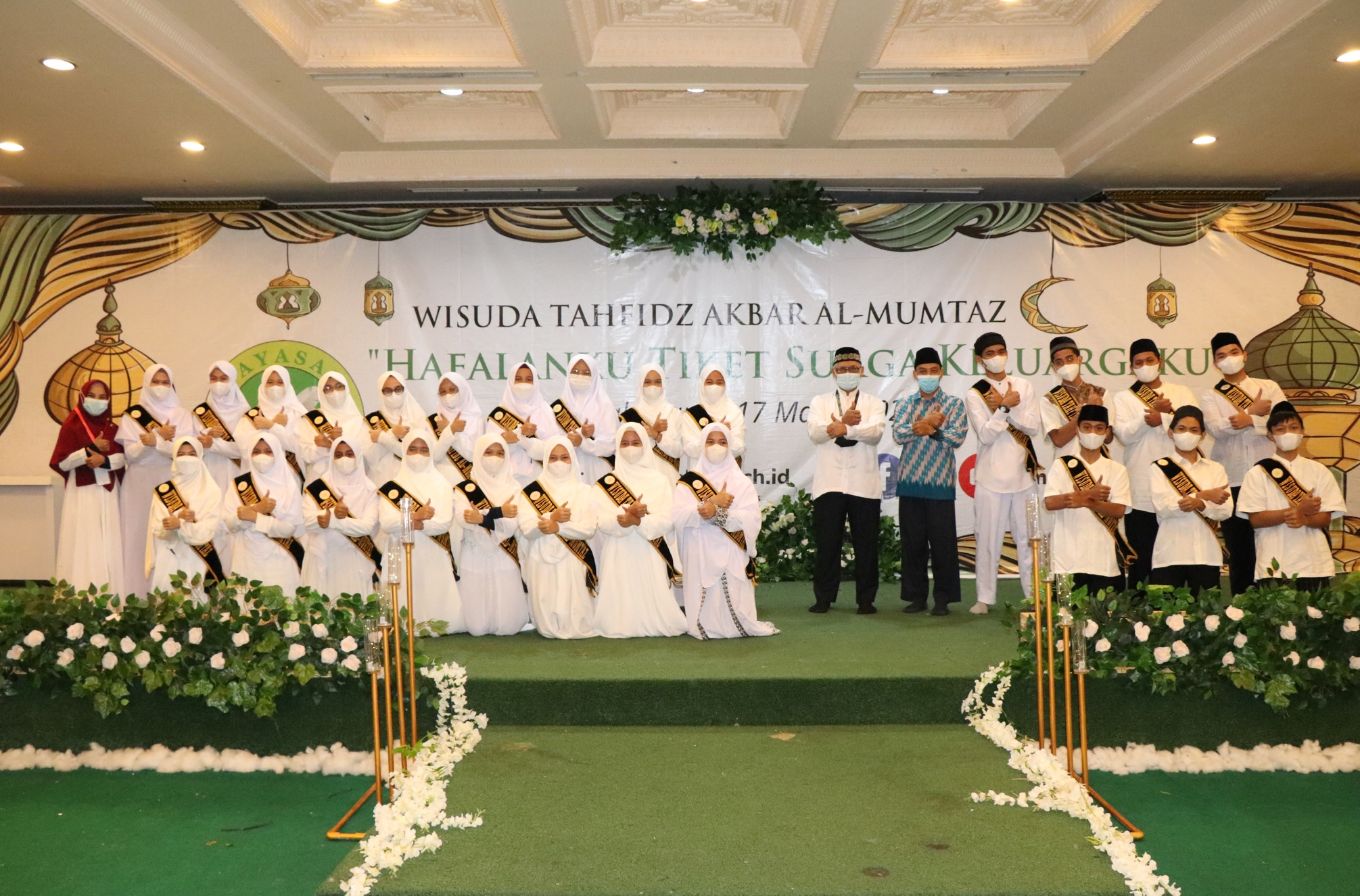 SMAIT Al-Mumtaz Mewisudakan 29 Siswa dalam Agenda Wisuda Tahfidz Akbar oleh Yayasan Al-Mumtaz: Hafalanku, Tiket Surga Keluargaku